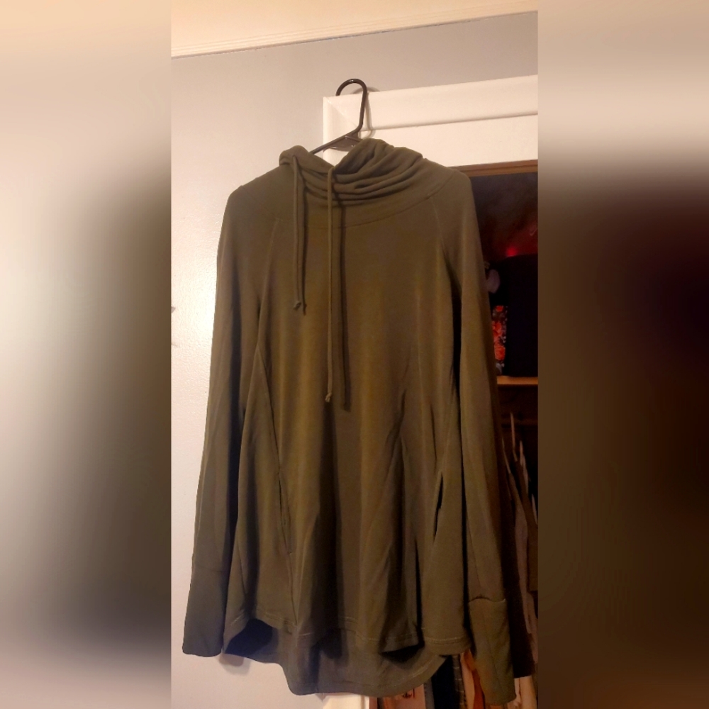 Shenaya Knit Top NWT